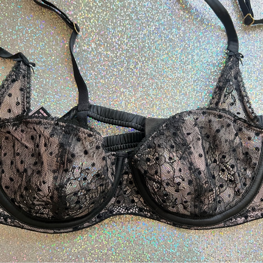 Victorias Secret Dream Angels Black Lace Unlined Balconet Bra 34B